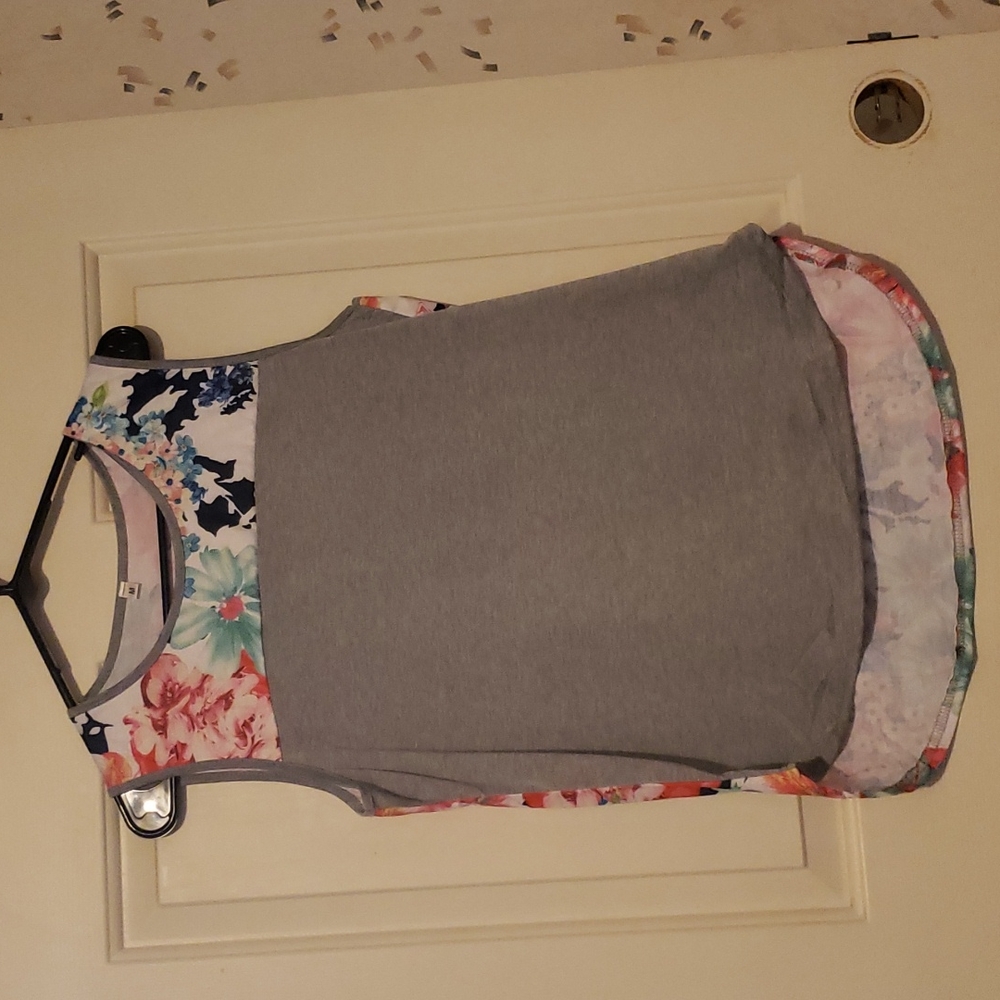 Floral tank with grey solid